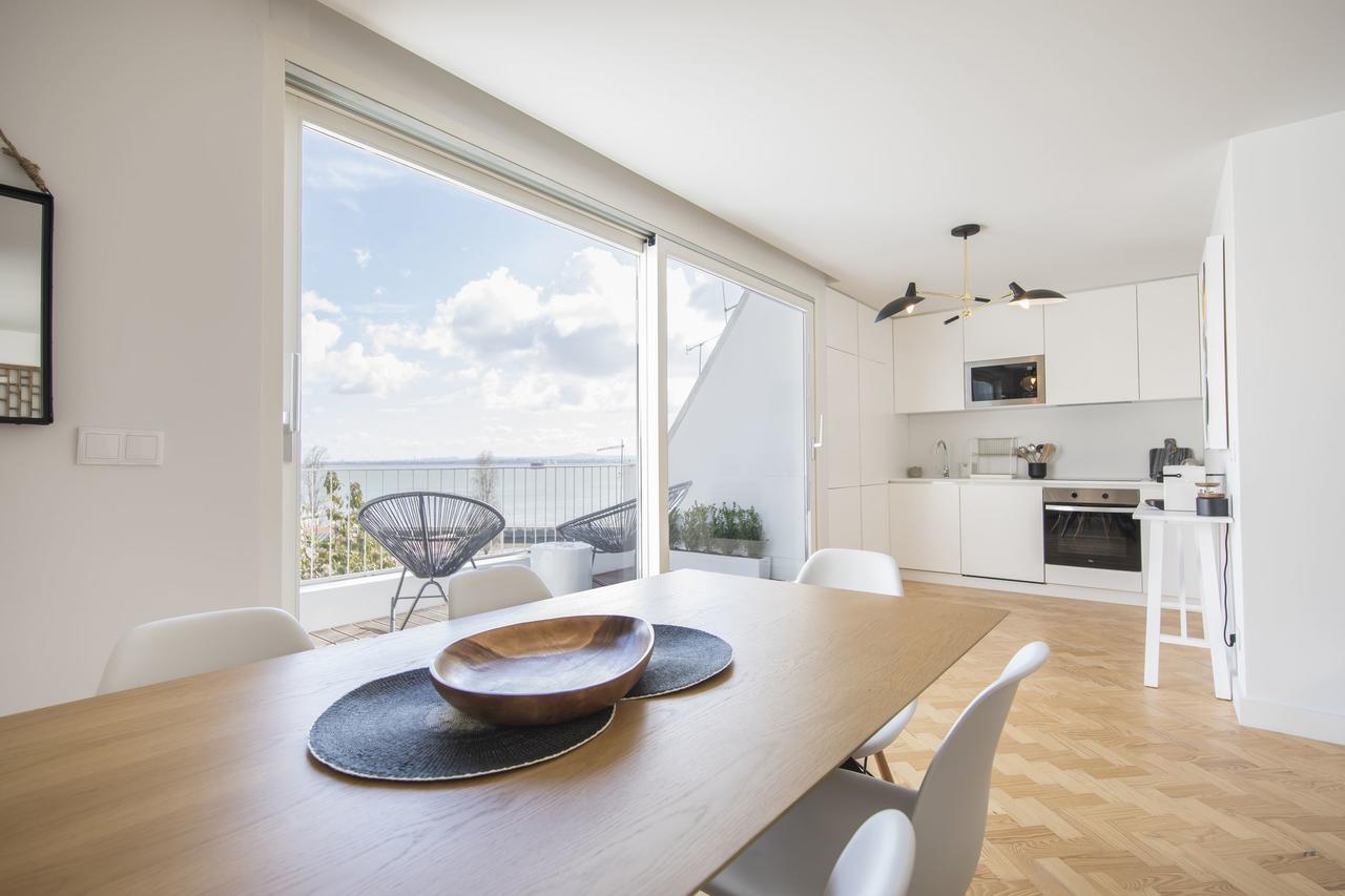 Lovelystay - Penthouse On The Tagus In Alfama Lisabona Exterior foto